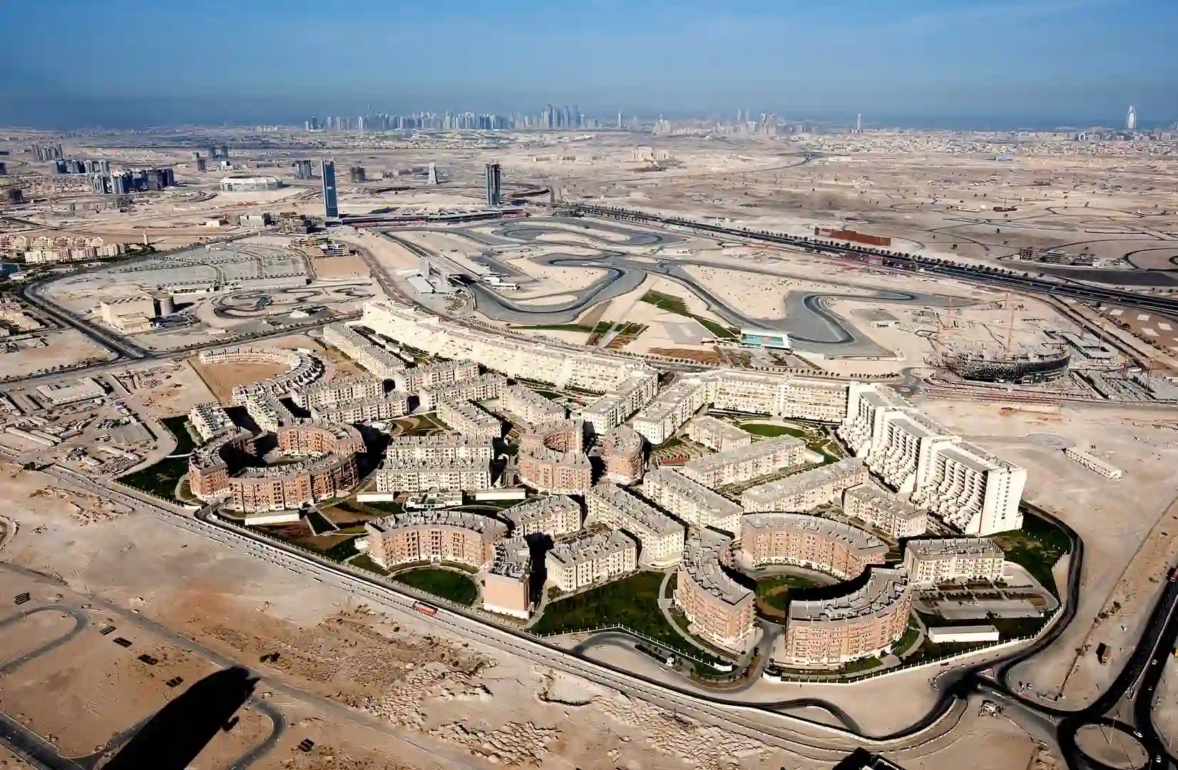 دبی موتورسیتی در زمان ساخت